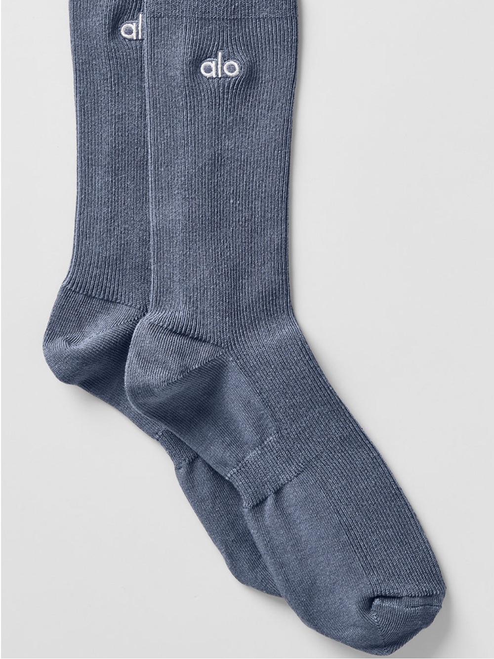 NWT ALO Unisex Half-Crew Understated Sock Bluestone